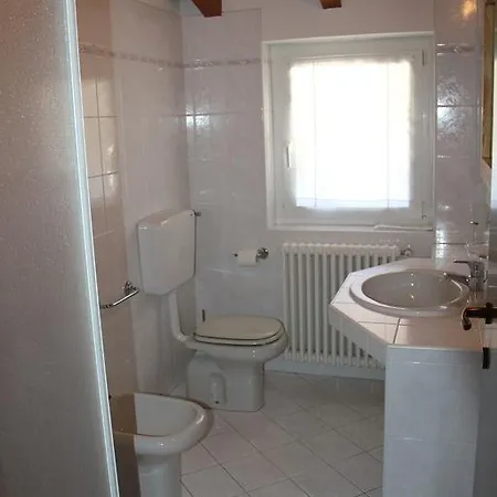 Veranda Apartment *