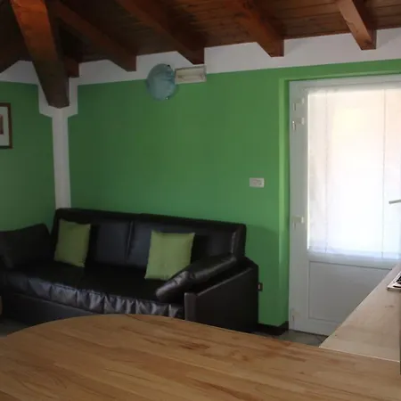 Veranda Beach Apartment *