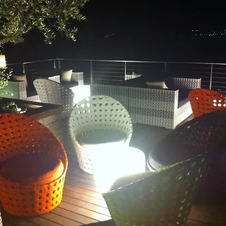 Veranda Апартаменты Pianello Del Lario